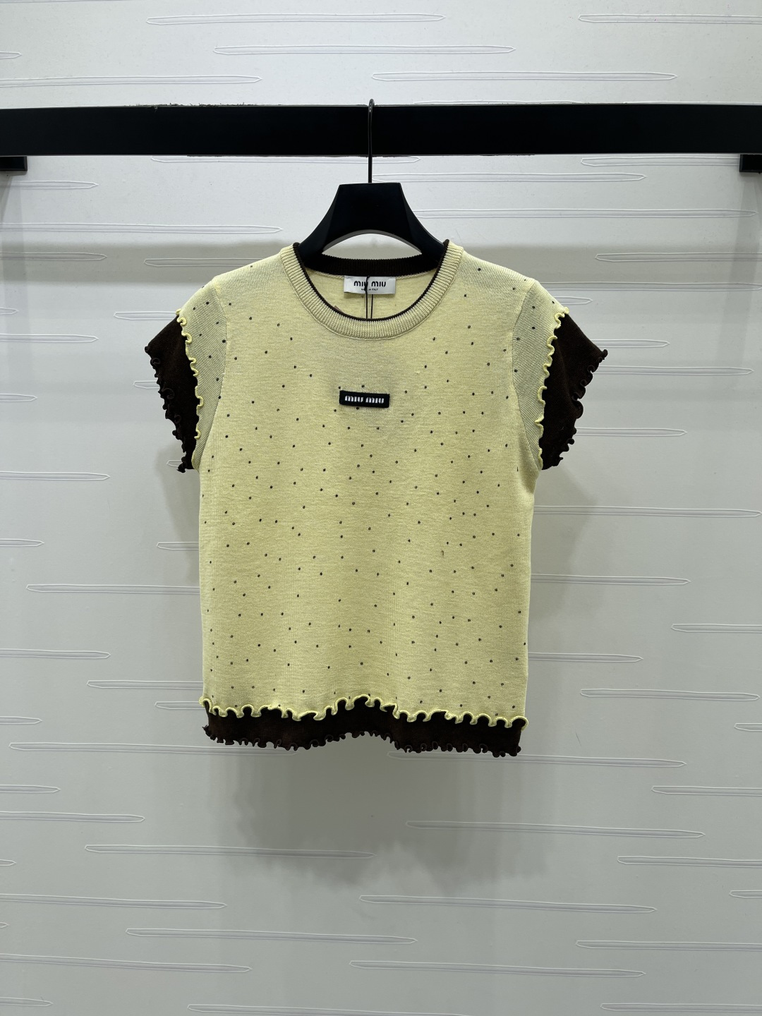 Women's short sleeves